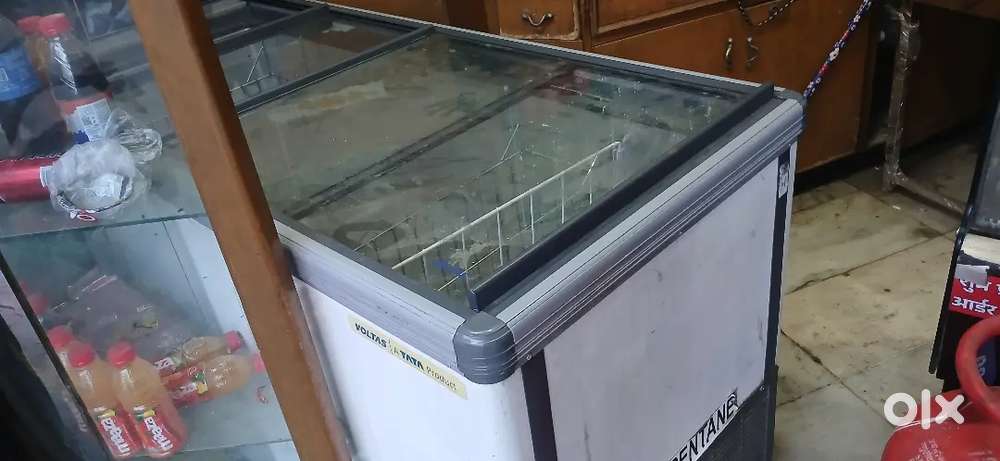 Refrigerator  tata Voltas 550 L