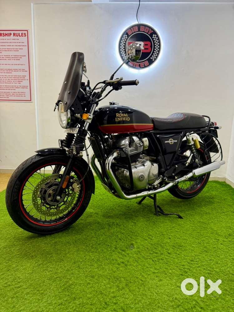Royal Enfield Interceptor 650. Loaded Bike. Ktm Yamaha Bajaj Honda