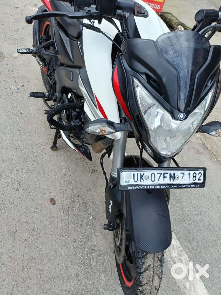 Pulsar NS 160 CC