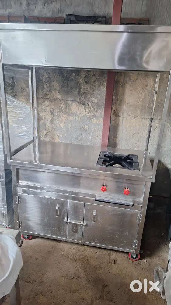 Restaurant/ Kitchen counter available