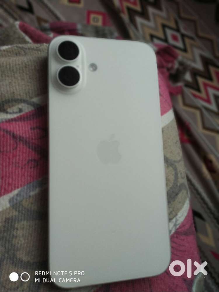 Iphone 16plus 8/128 brand new is 25 sept ko hi buy hua hai