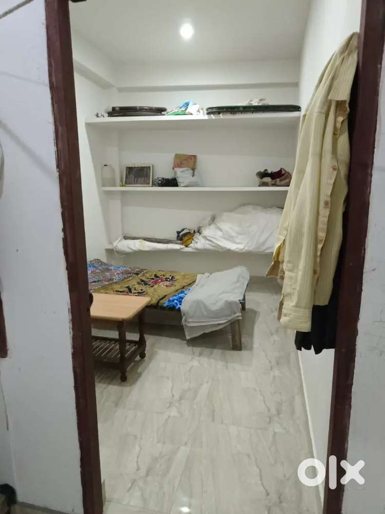 2 bhk room rent