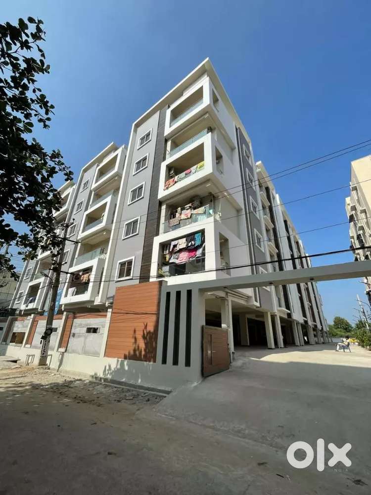 FLAT FOR SALE @35LAK