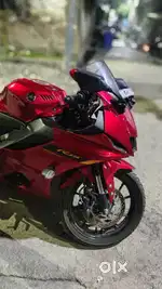 Yamaha r15 v4