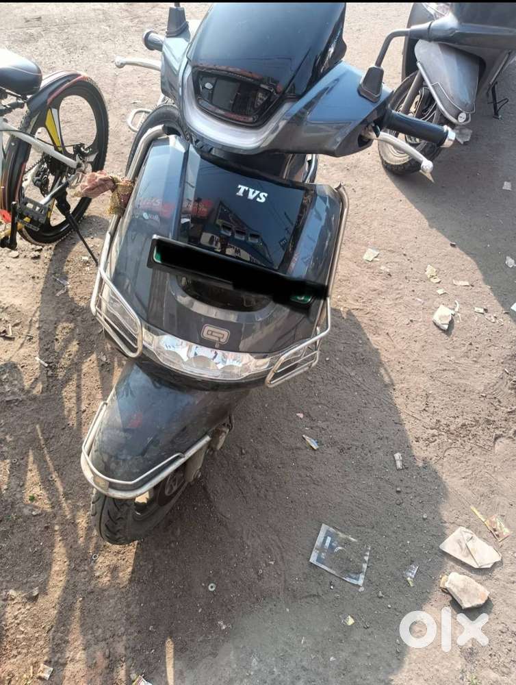 Tvs iqube s