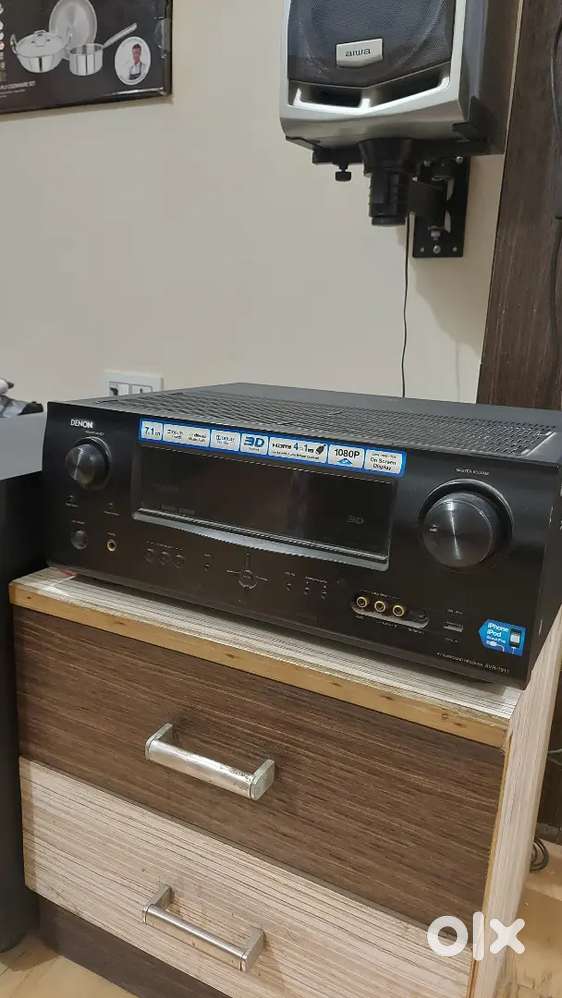 Denon home theatre with 5.1 amplifier , subwoofer and 5 speakers