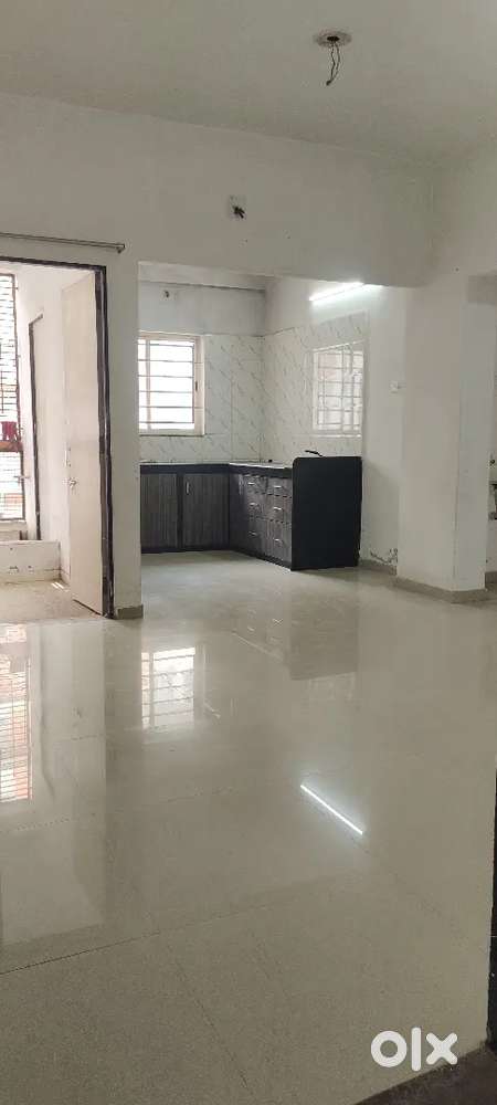 2 BHK semi furnished Flat for Rent .