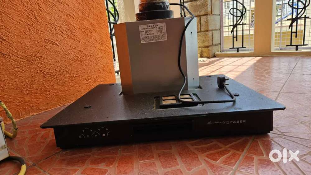 Faber 3-in-1 Aerostation Star Pro 3D Wall-Mounted Chimney -second hand