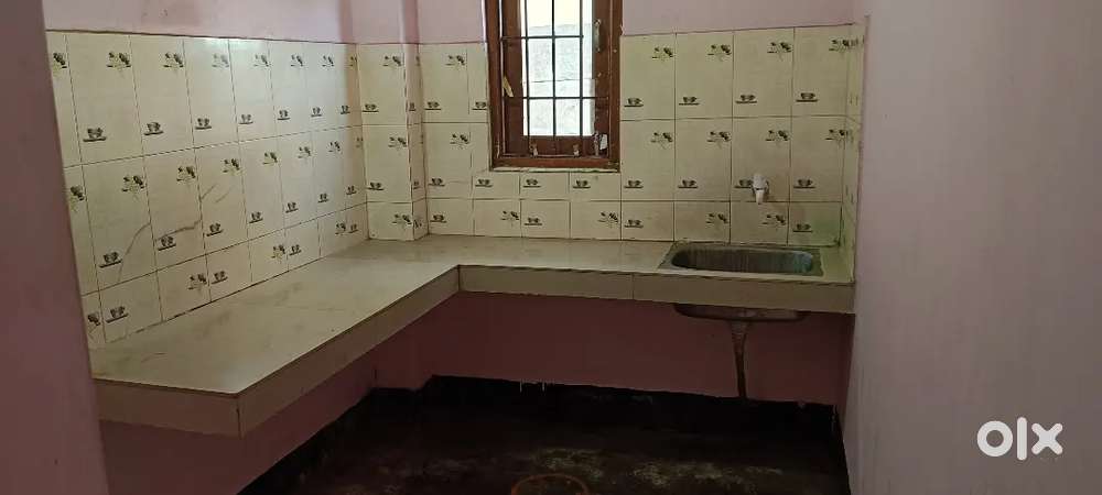 Independent 1bhk 2nd floor at beltola near bus stop and market place.