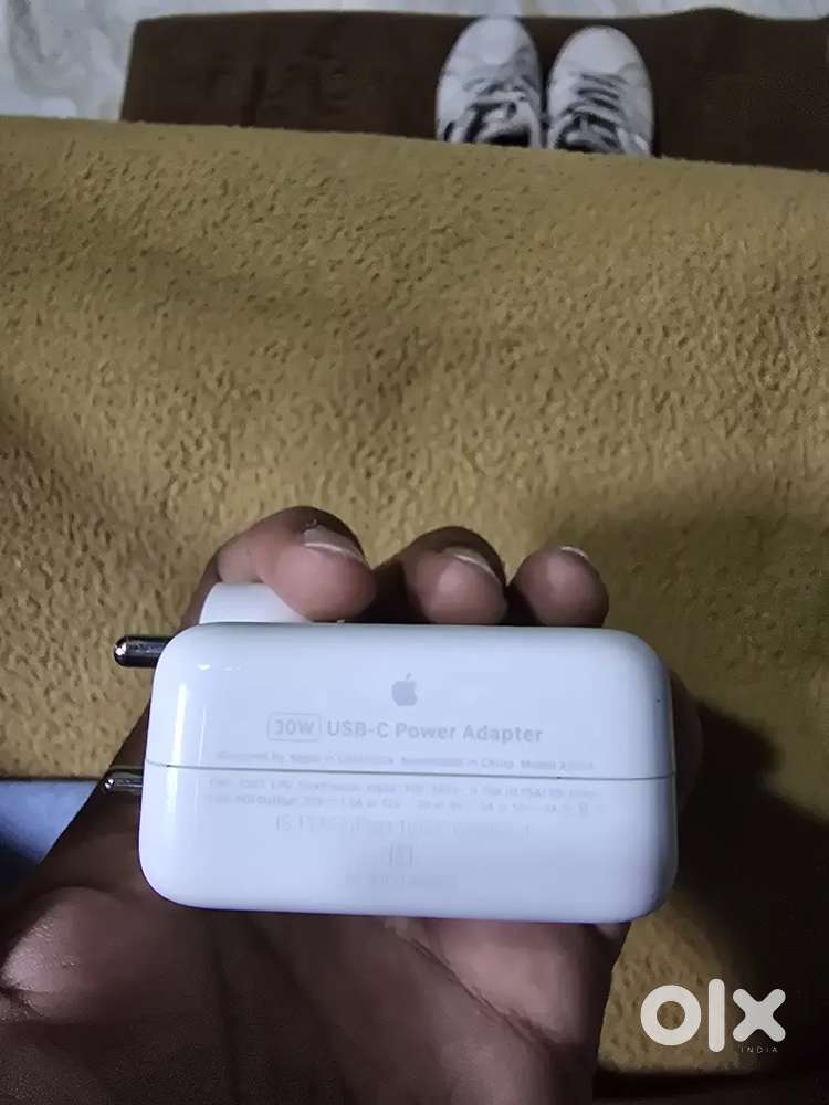 Apple 30 W original charger