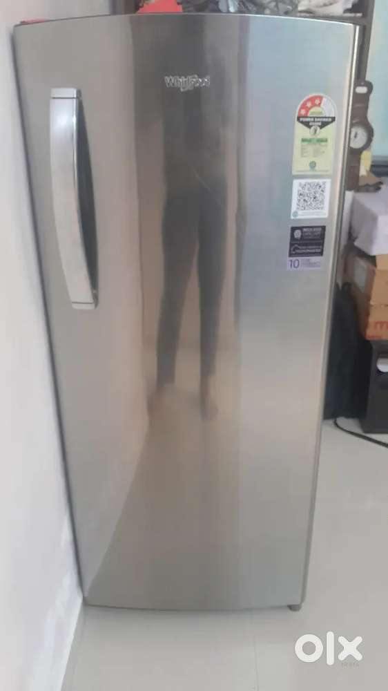 Whirlpool company fridge for sell
