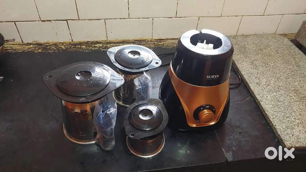 surya punch mixer grinder 750 watt,3 jar,1 month use,good condition