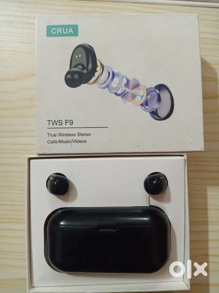 Crue earbuds good condition
