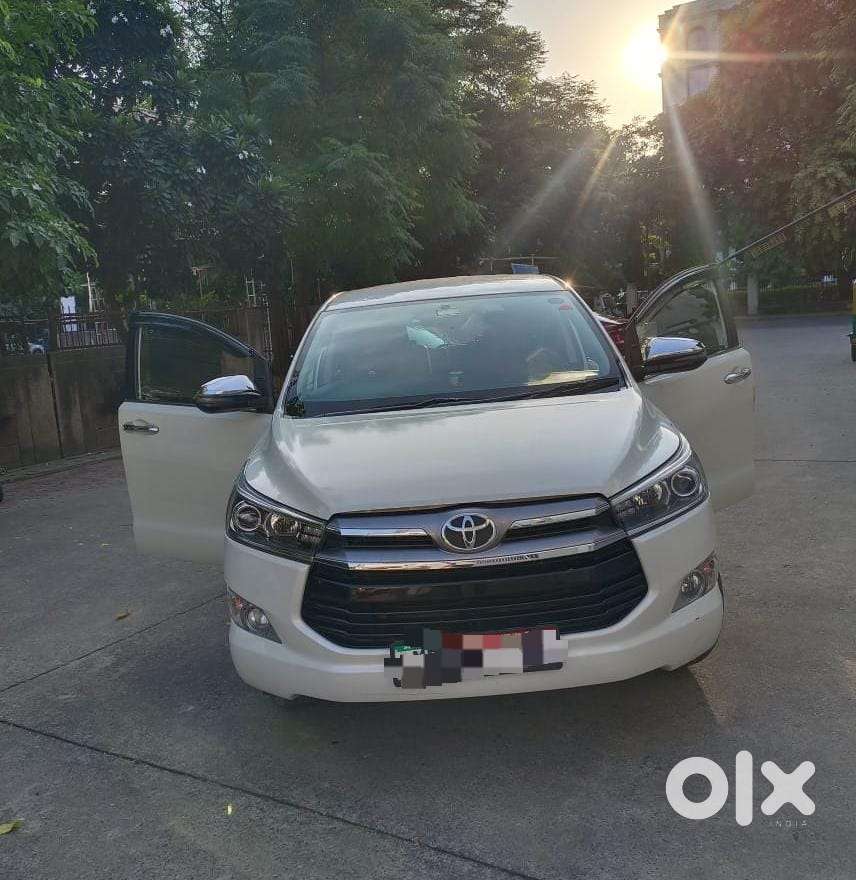 Toyota Innova Crysta 2.8 ZX AT, 2017, Diesel
