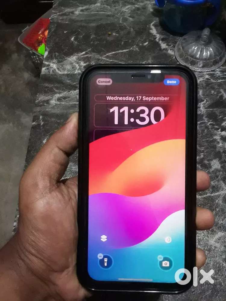 iphone XR black 128GB