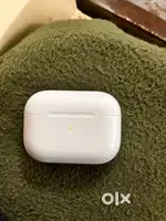 Apple airdpods pro 2 (USB -C)