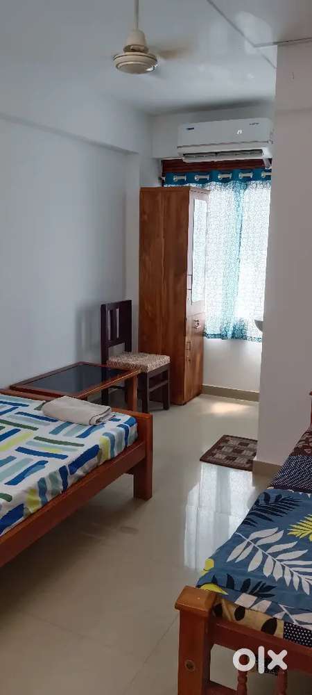 Trivandrum ladies hostel lady staff