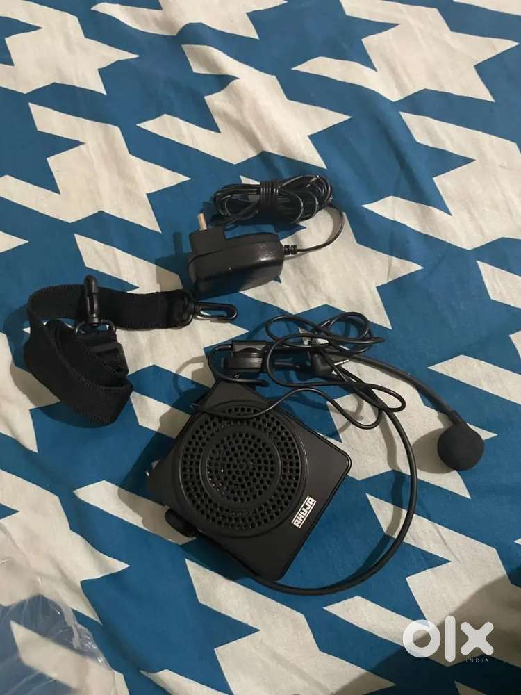 Ahuja teacher's mike