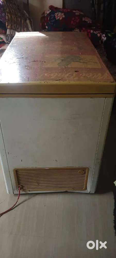 Fridge for sell all good condition but you need to fill gas