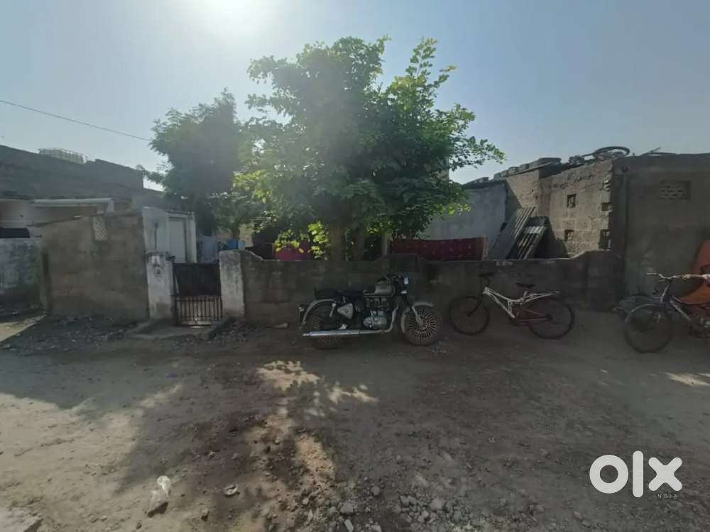 2 Plot in kidana besides poddar school