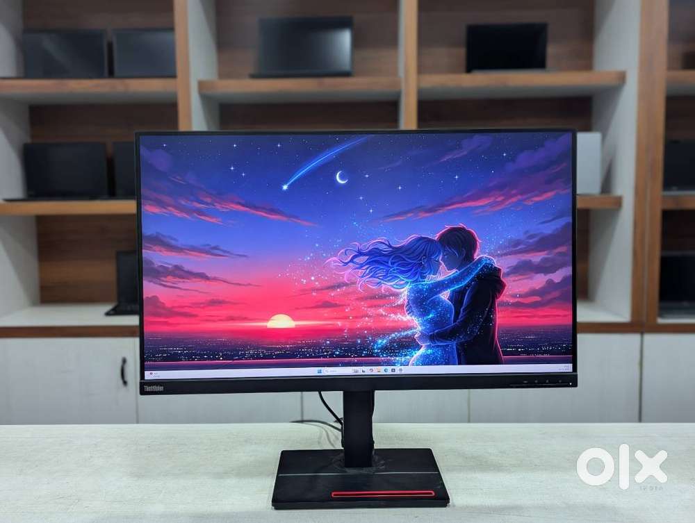 Lenovo T32p-20  32” 4K IPS Professional  Used Monitor