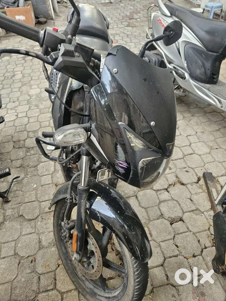 Bajaj pulsar 125 disc excellent conditions
