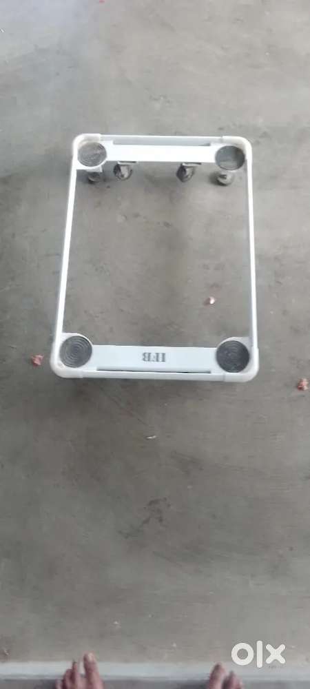 Washing  machine  stand