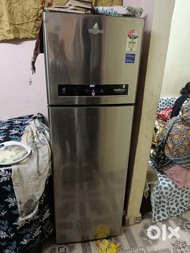 Double Door Whirpool fridge