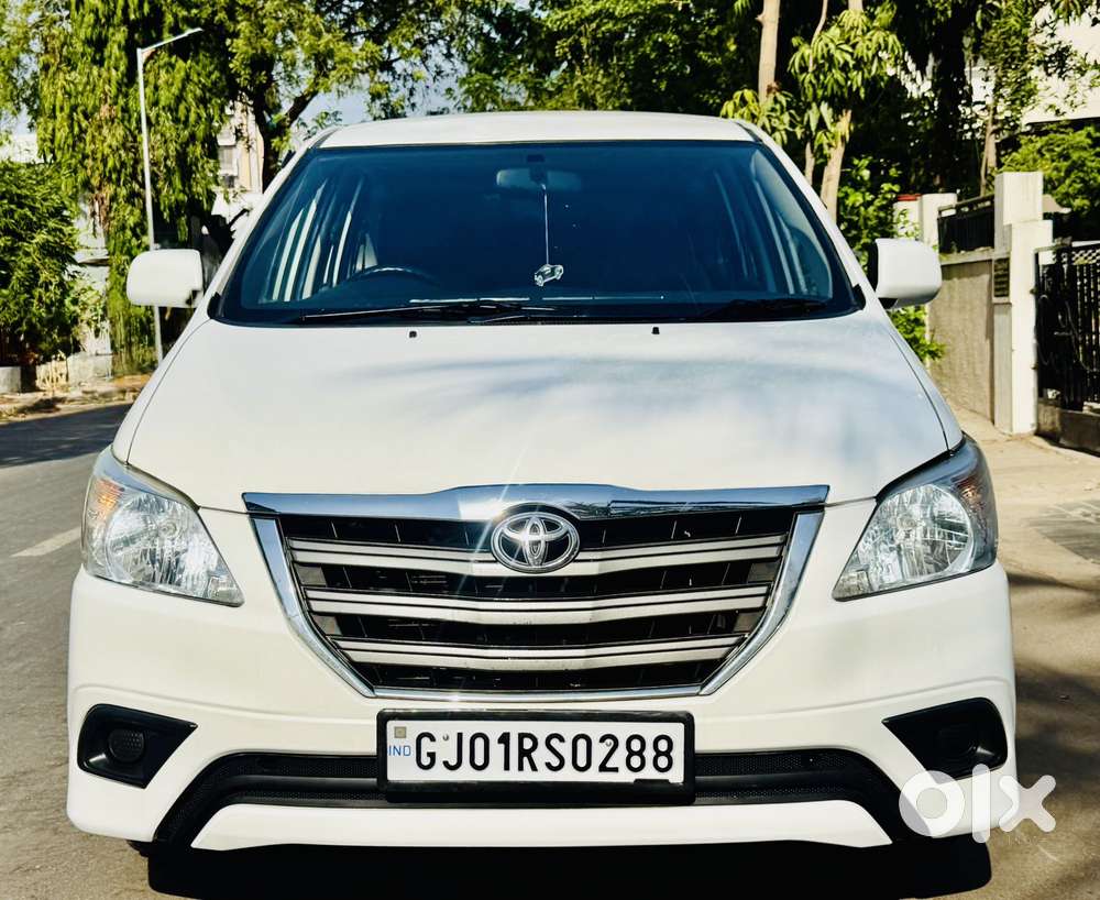 Toyota Innova 2.5 GX 7 Seater BS IV, 2016, Diesel