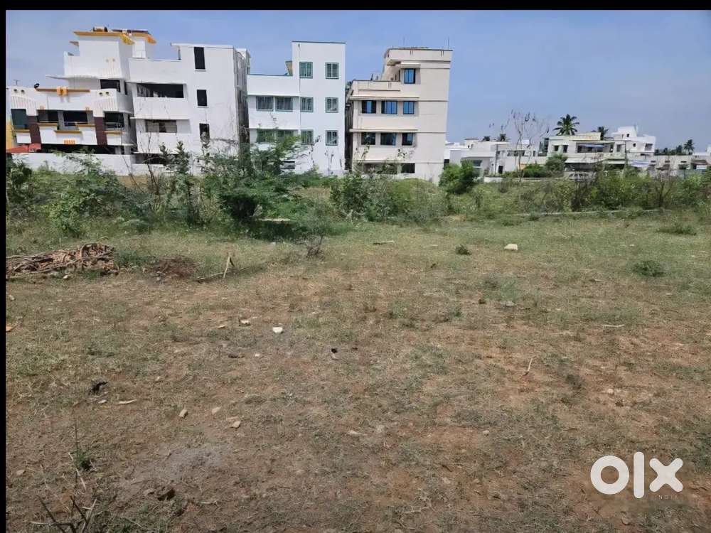 Located backside to Avvai KSR school. Corner site