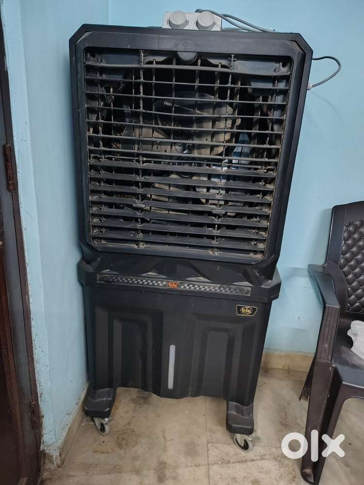 Commercial air cooler
