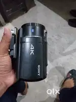 Sony 405 handicam video camera