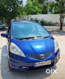 Honda Jazz V 1.2 Iv Tech 2009 Model Rs :- 2,25,000/-