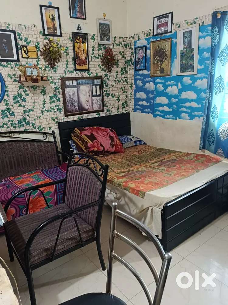 I need (bengali) hindi room partner... Bellandur side...