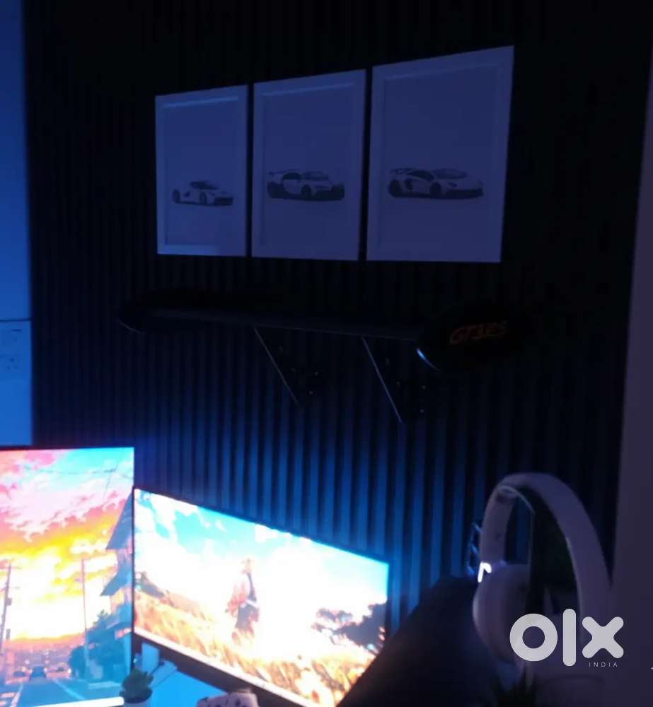 Aesthetic Gt shelf for gaming room