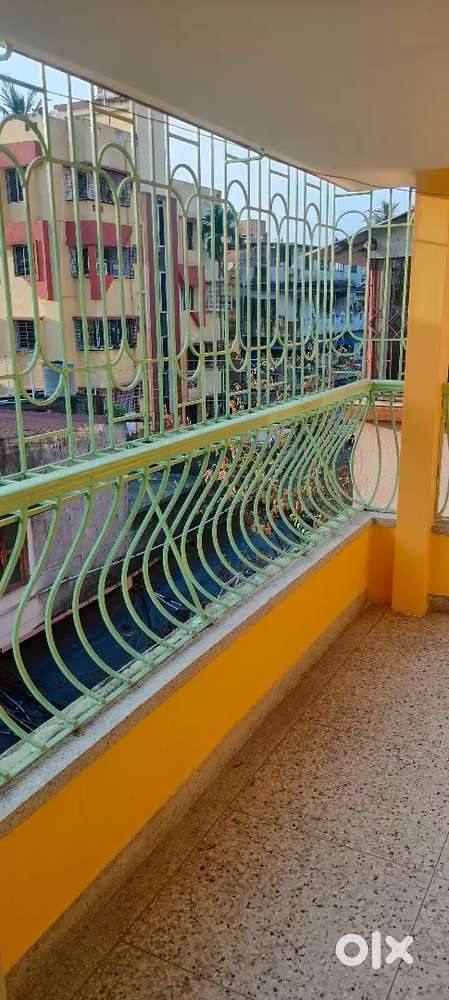 West facing 3BHK Flat for resale  3rd Floor, 900 sq ft, 2 baths