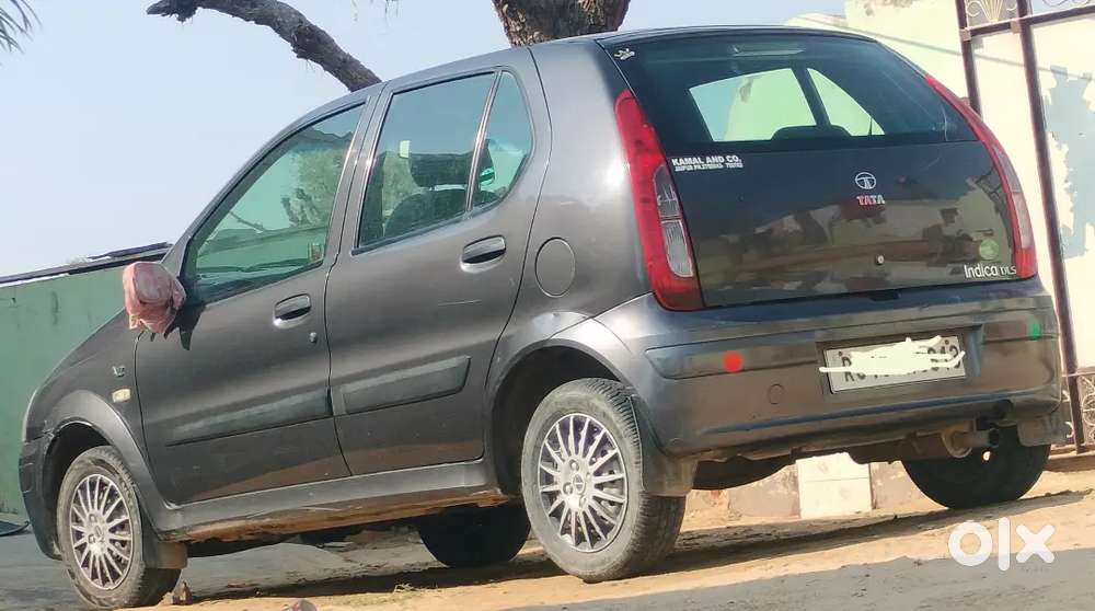 Tata Indica DLS in good condition with original paint.