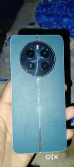 Realme 12+5g hai aru display meager problem hai thoda  kuch