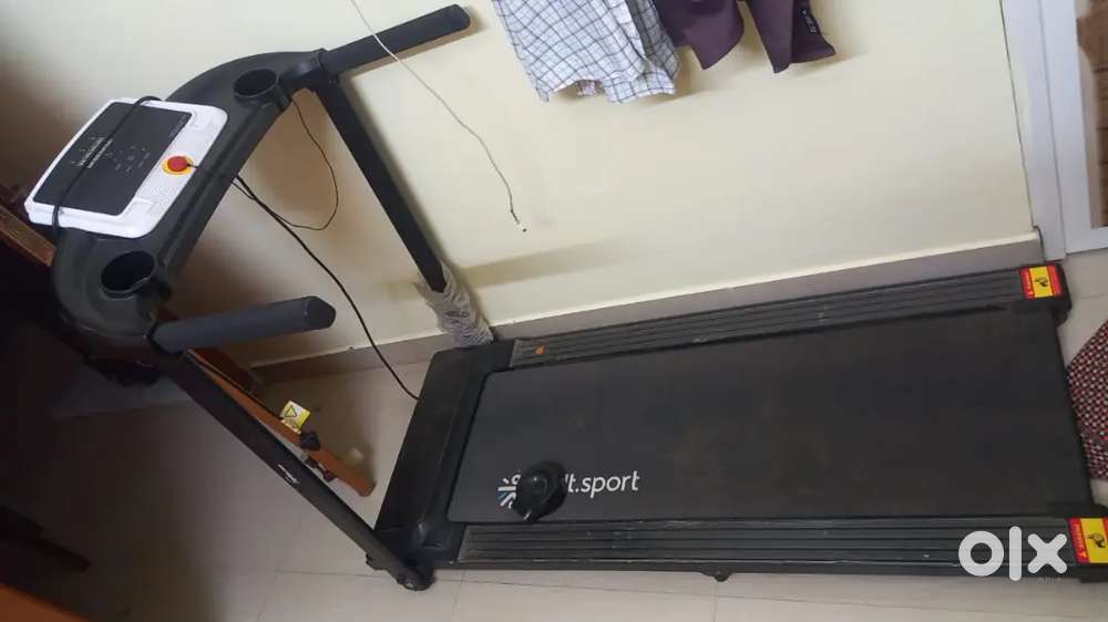 Motorized treadmill 90 kg max load