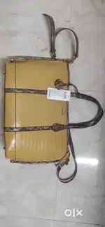 Allen Solly Ladies Hand Bag (With Price tag) MRP rate: 3999