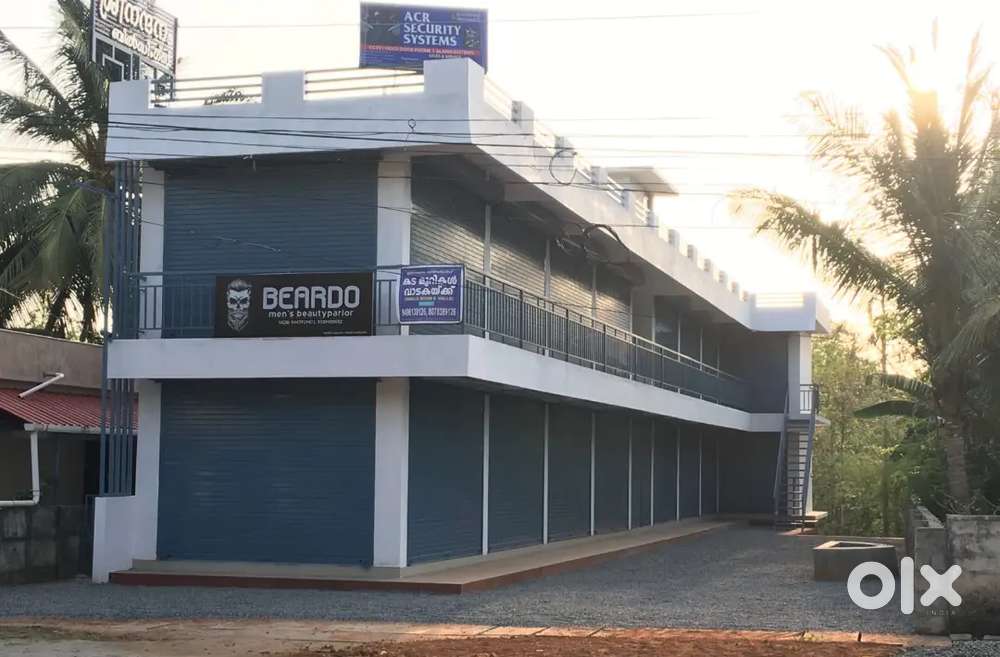 SHOPS/ COMMERCIAL SPACE FOR RENT