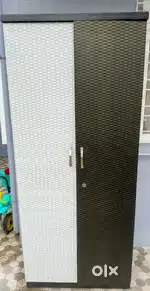 2 door wardrobe