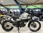 Only 2800 km run brand new bike