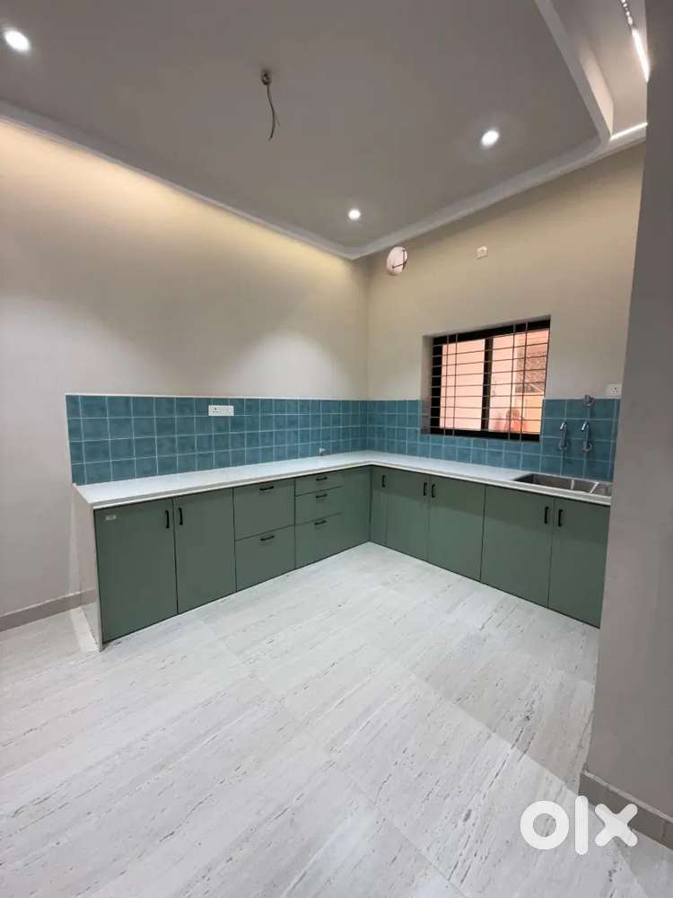Kadambari nagar ke prime location mai 2bhk house