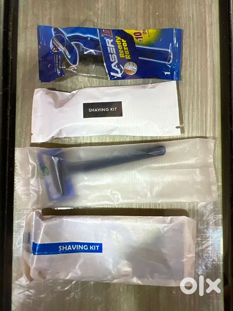 Impoted shaving kit