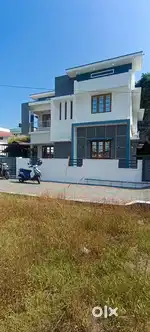 Aluva , UC college , mariyappqdi,4 bed new house,85 lakhs nego