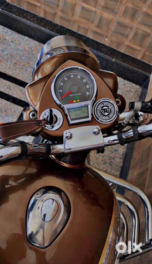 Topmodel Classic crome 2024 4500km driven