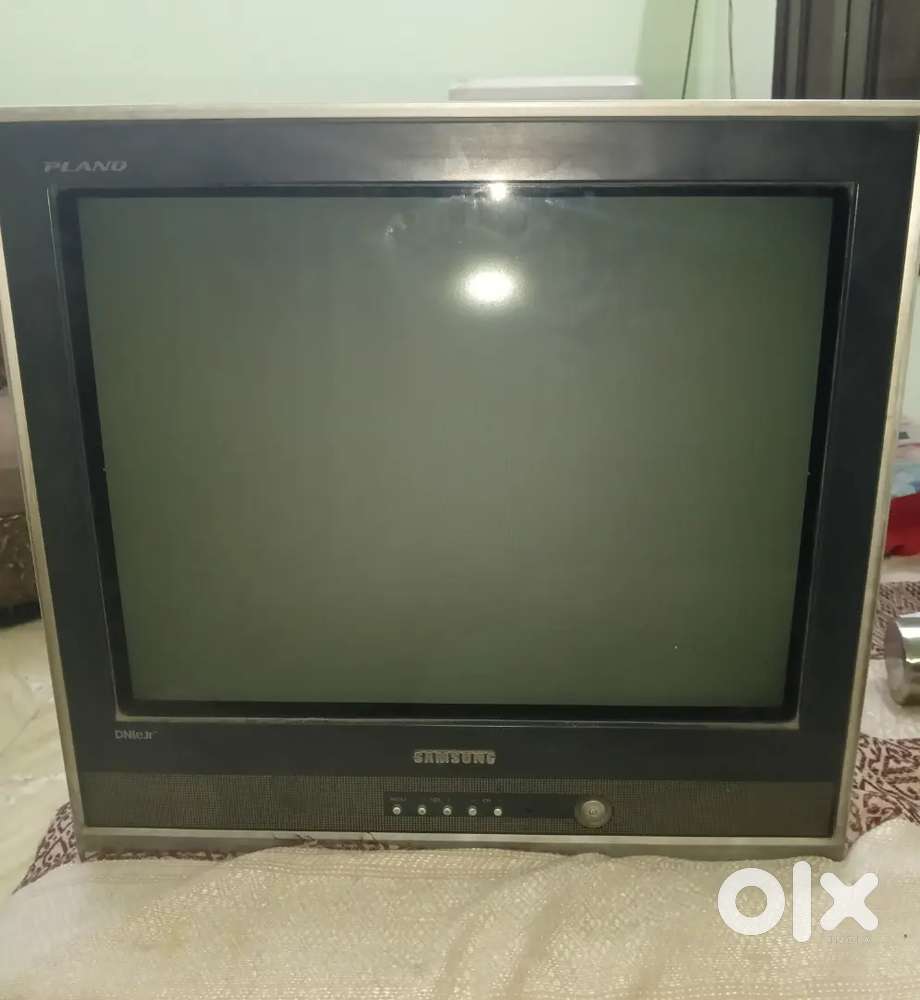 Samsung TV CRT (Television)