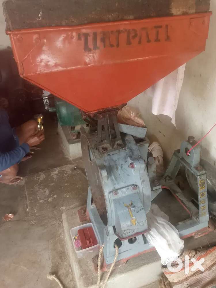 Comercial aata chakki complete bardana with electric board