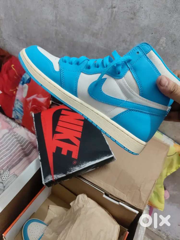 Jordan shoes it s a expensive shoes